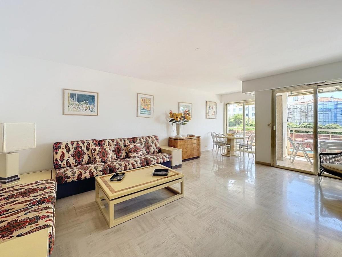2 Bedroom Apartment With Parking 3 Mins From La Croisette Beach Cannes Bagian luar foto